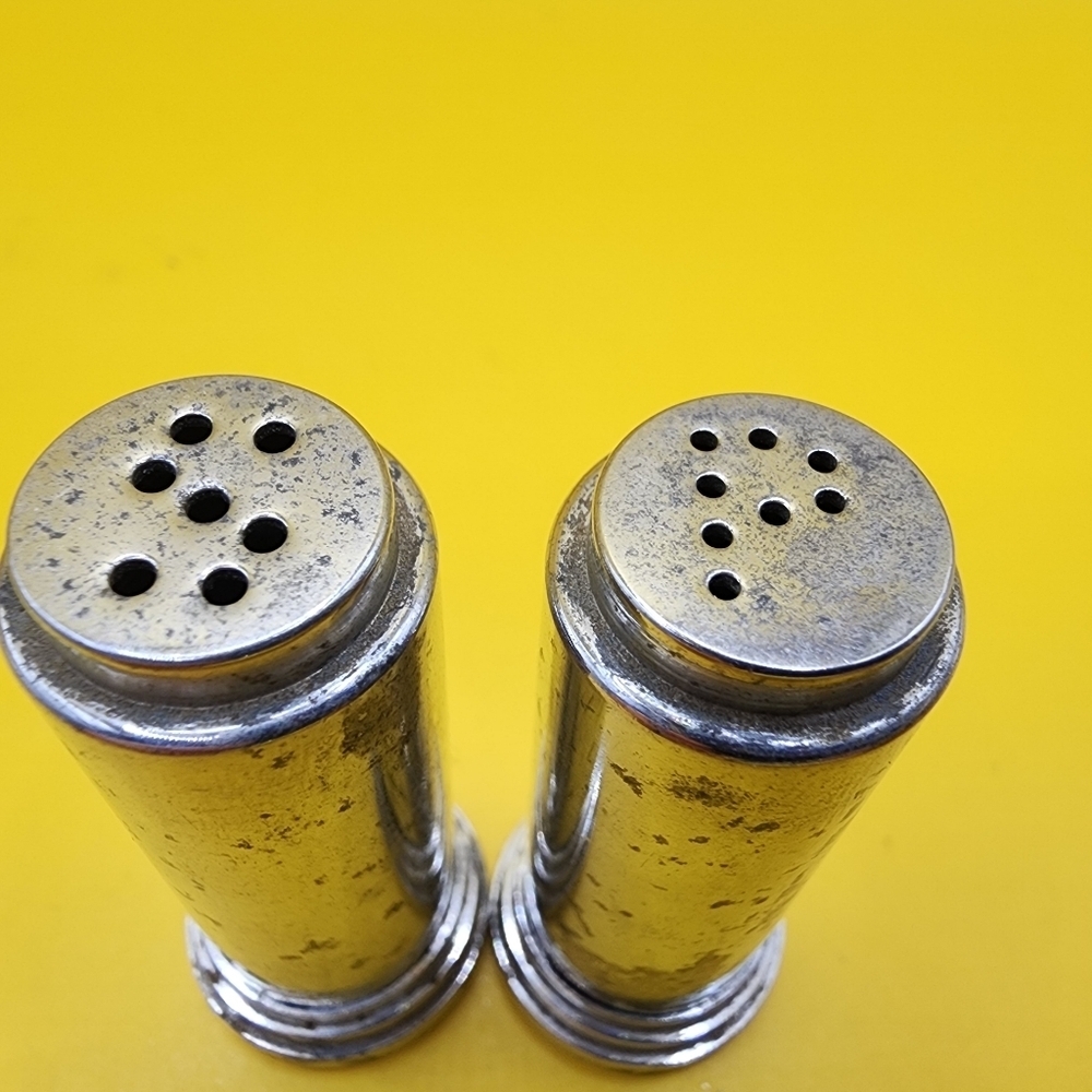 Vintage MCM Art Deco Salt & Pepper Shakers 2" Aluminum Cylindrical - Picture 2 of 6
